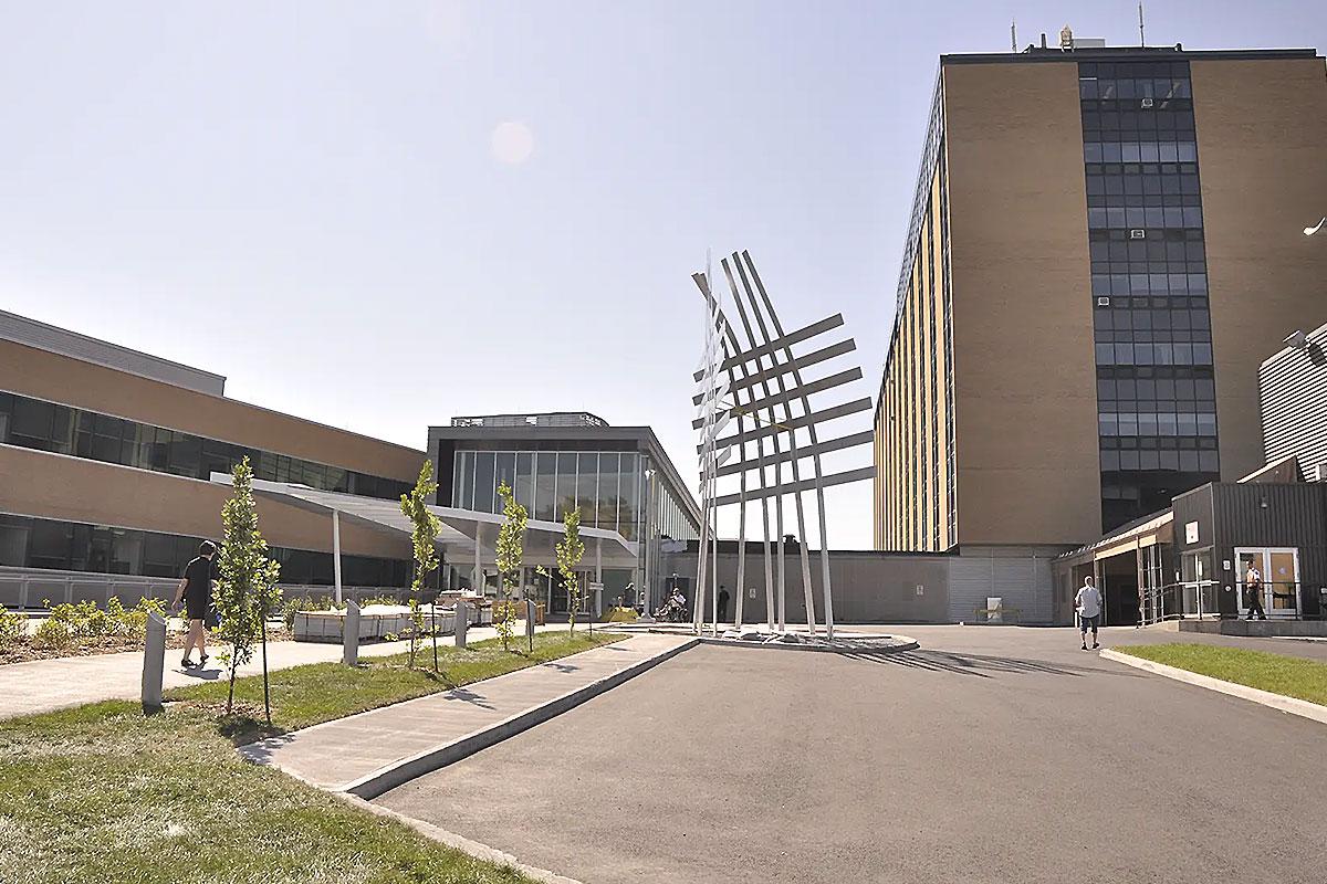 L'Hôpital Charles-Le Moyne, à Longueuil, fait partie des projets visés par l'enveloppe de 10 G$. Crédit : Fondation Hôpital Charles-LeMoyne