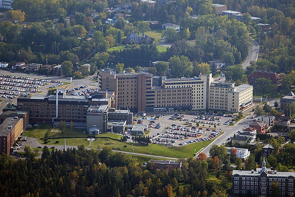 Un demi-milliard pour l’agrandissement du bloc opératoire de l’Hôpital de Chicoutimi. Crédit : Centre intégré universitaire de santé et de services sociaux du Saguenay-Lac-Saint-Jean