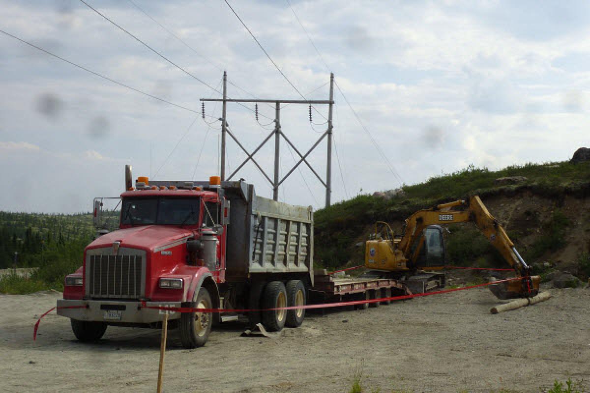 Décès d'un chauffeur sur un chantier de la route 389