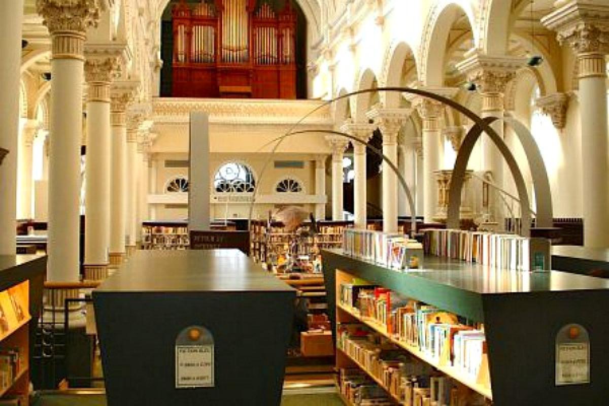Les travaux de restauration de la bibliothèque Pierre-Georges-Roy sont maintenan