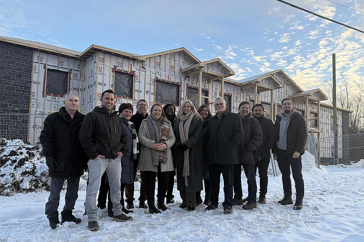 Saint-Félix-de-Valois : un chantier de 24 logements abordables progresse. Crédit : SHQ