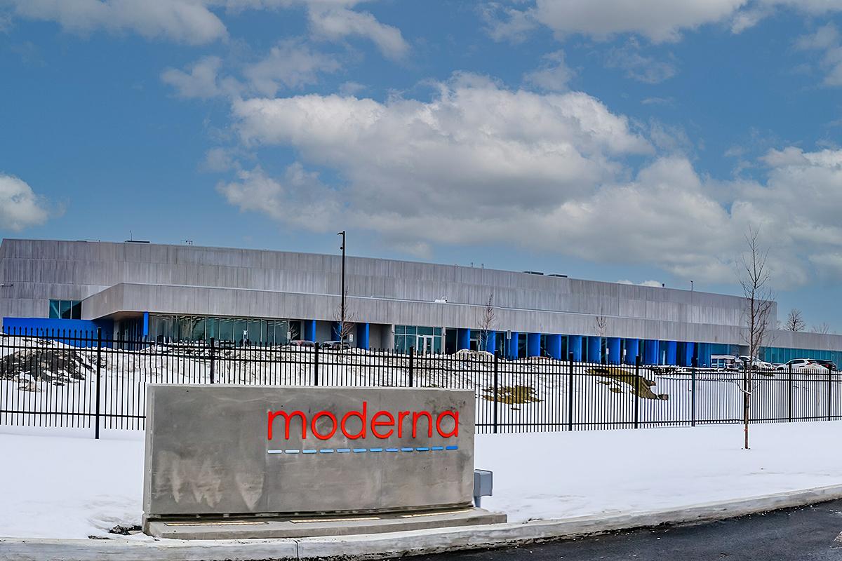 Fin des travaux de construction de l’usine de Moderna à Laval. Crédit : Moderna