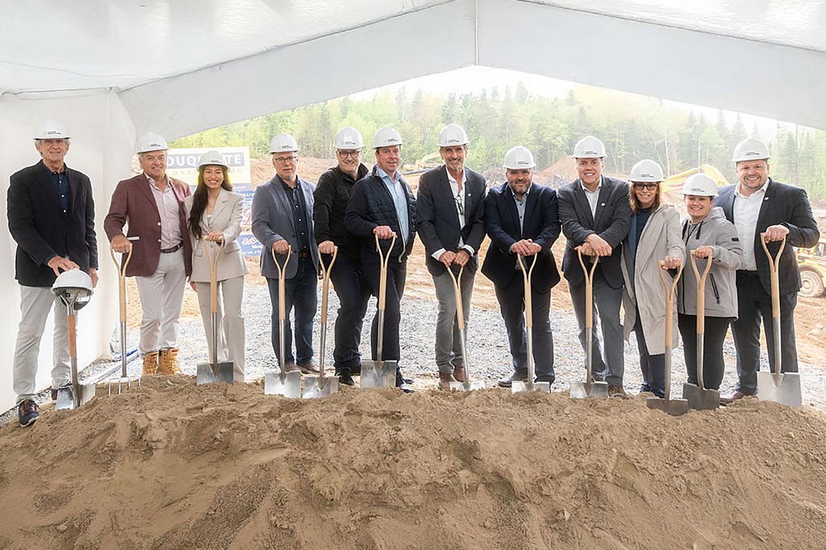 Coup d’envoi d’un projet immobilier à Sainte-Agathe-des-Monts. Crédit : Campus Habitations