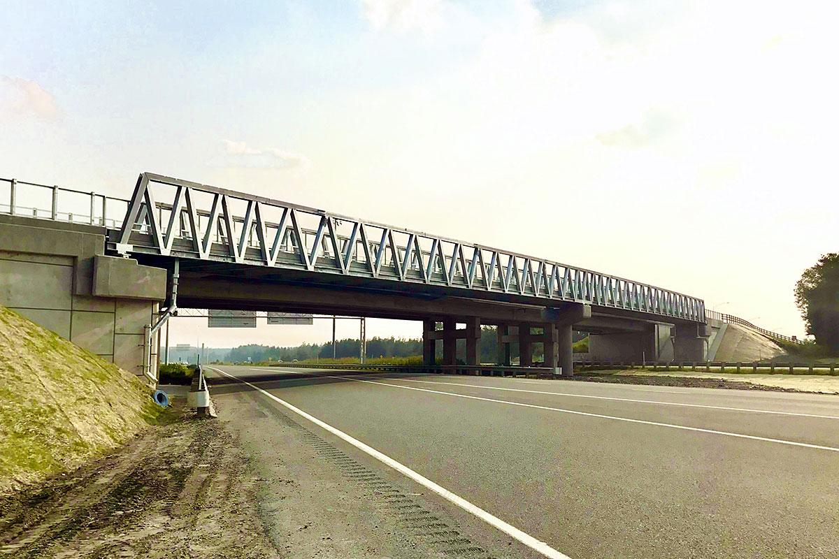 Mise en service d’une passerelle multifonctionnelle à Sherbrooke. Crédit : ministère des Transports du Québec