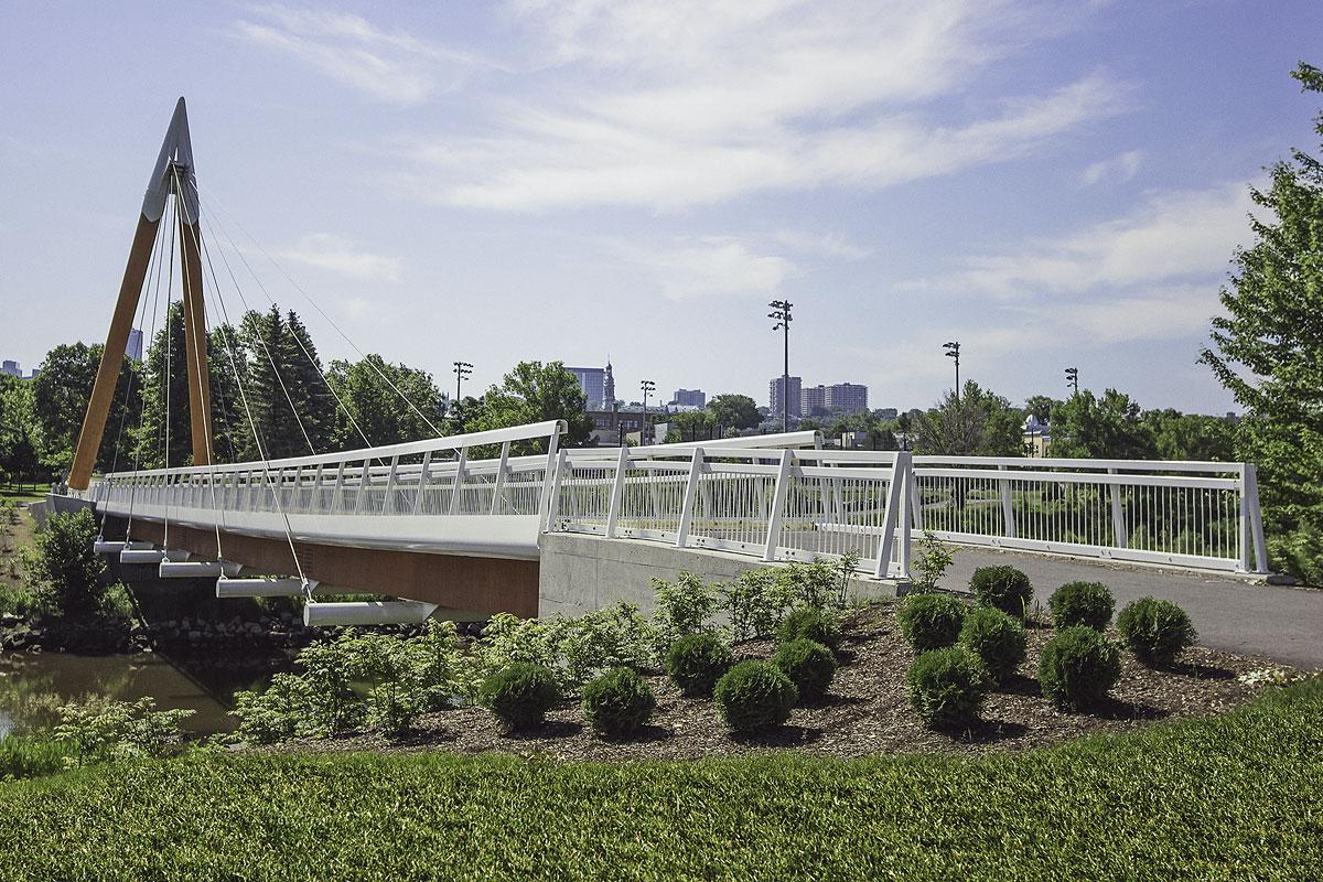 Passerelle les Trois-Soeurs. Crédit : ABCP Architecture