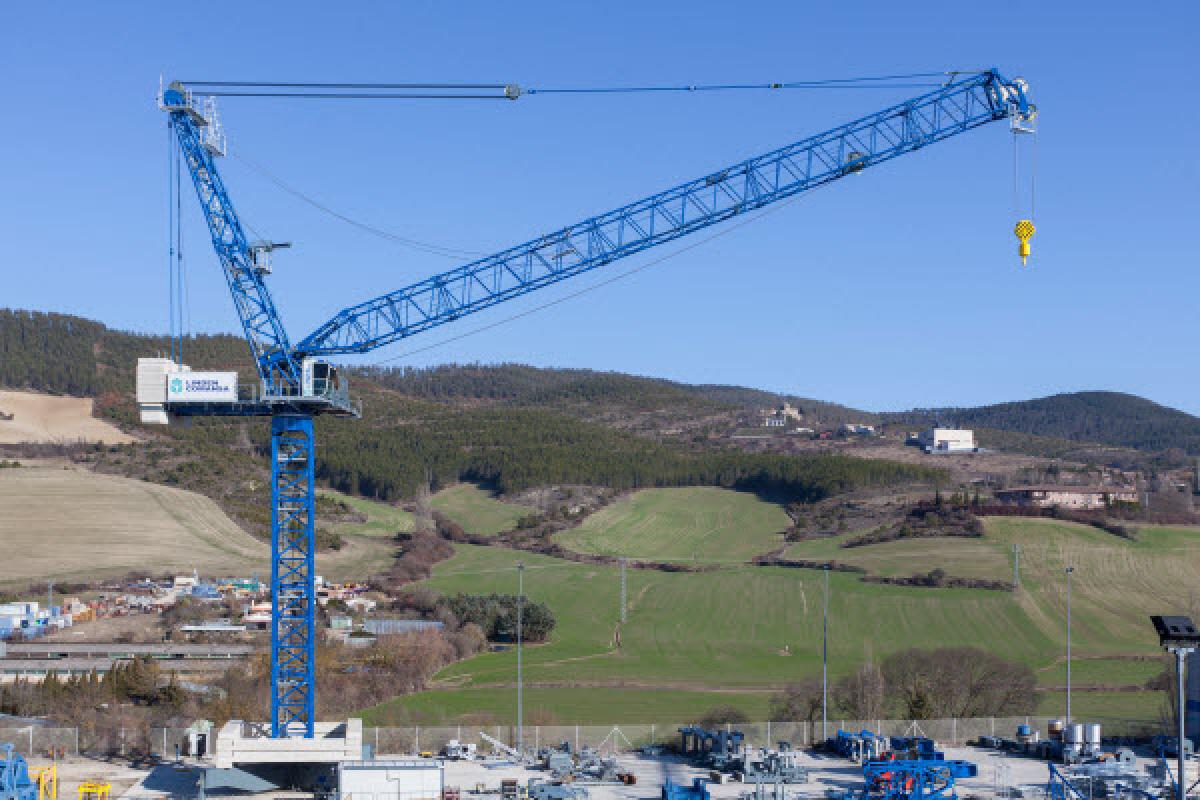 La grue LCL700. Photo : Linden Comansa