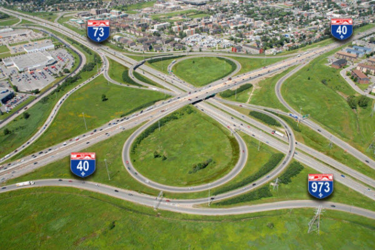 Échangeur des autoroutes Félix-Leclerc et Laurentiennes à Québec