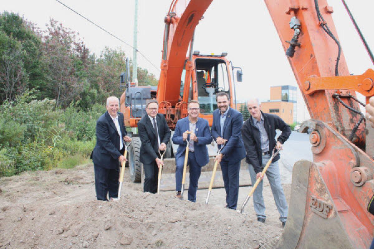 Construction d’un viaduc à Lévis