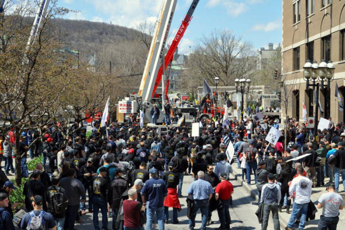 Manifestation du Collectif des grutiers