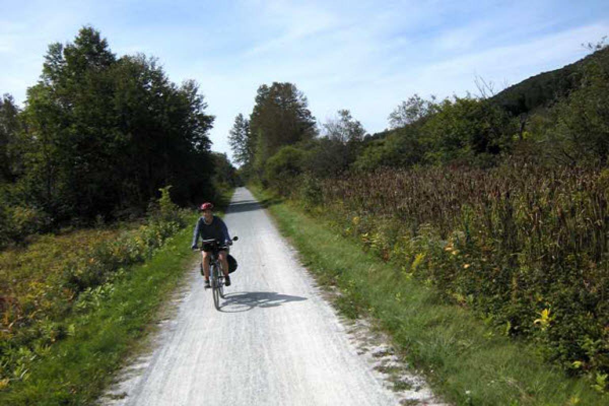 Sherbrooke : réfection de la piste cyclable Burlington-Comtois  