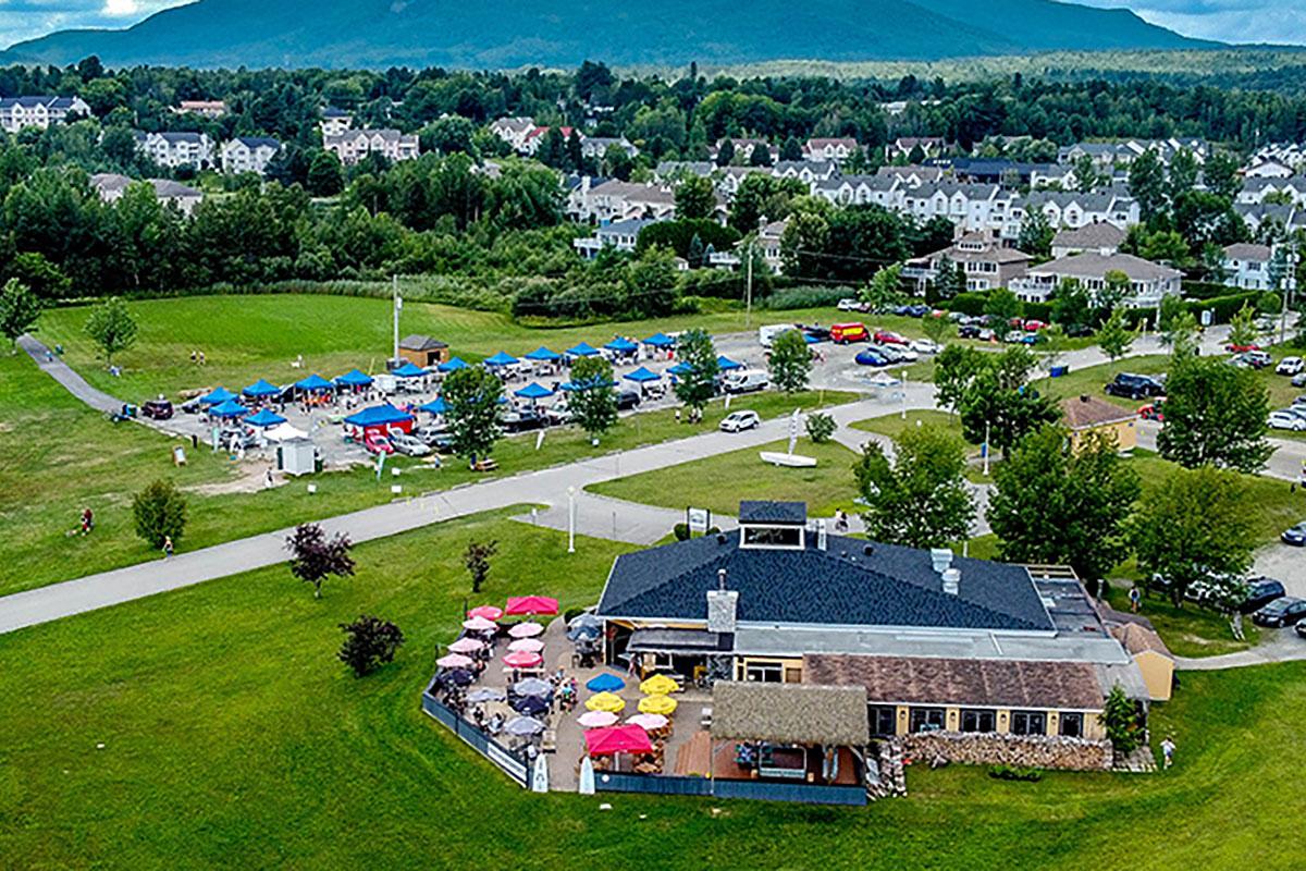 Magog souhaite bonifier les installations de la plage des Cantons. Crédit : Ville de Magog 