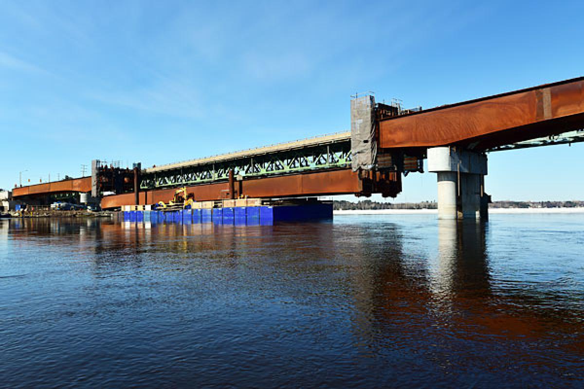 Le pont des Allumettes - Photo : Pomerleau