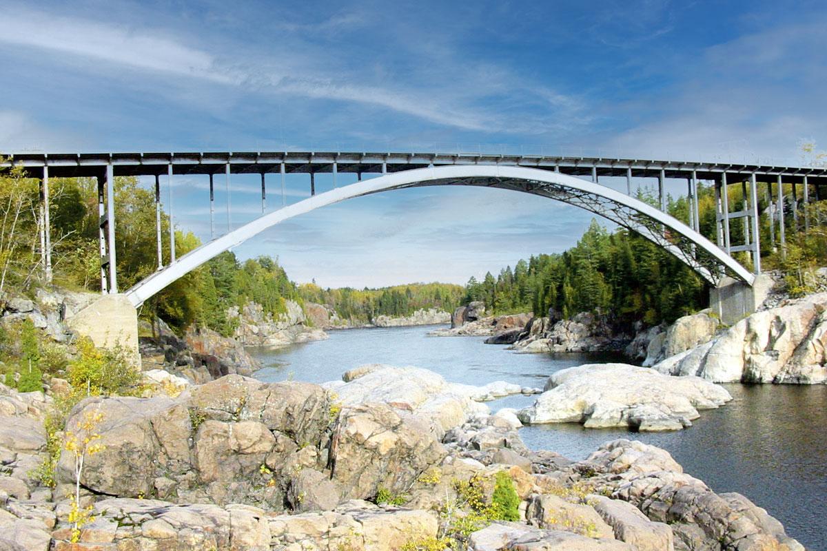 Le pont d’aluminium d’Arvida. Crédit : Wikimedia Commons CC BY!SA 3.0