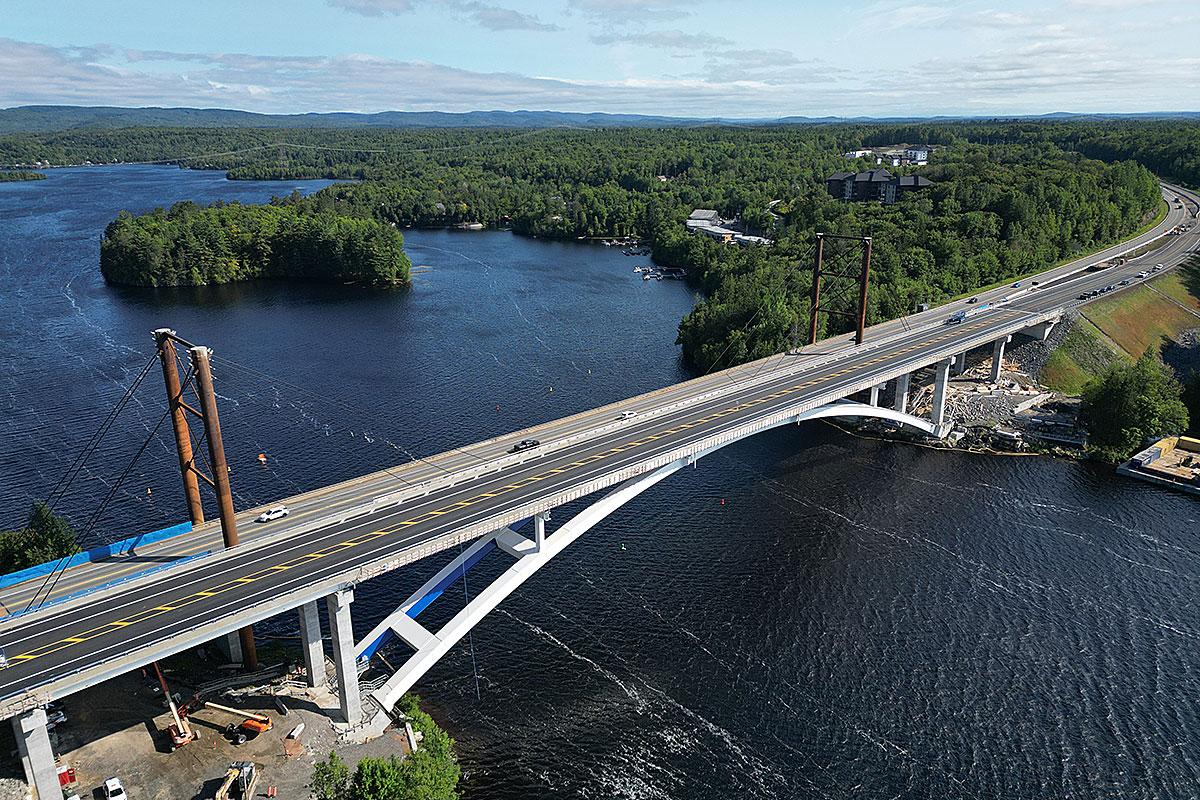 Le nouveau pont des Piles est maintenant ouvert à Shawinigan. Crédit : ministère des Transports et de la Mobilité durable
