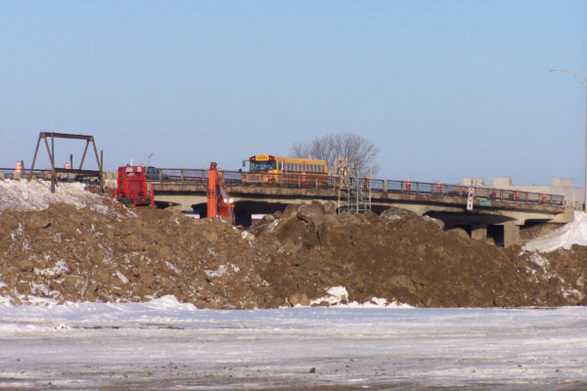 Deux ponts à étagement pour Vaudreuil-Dorion  