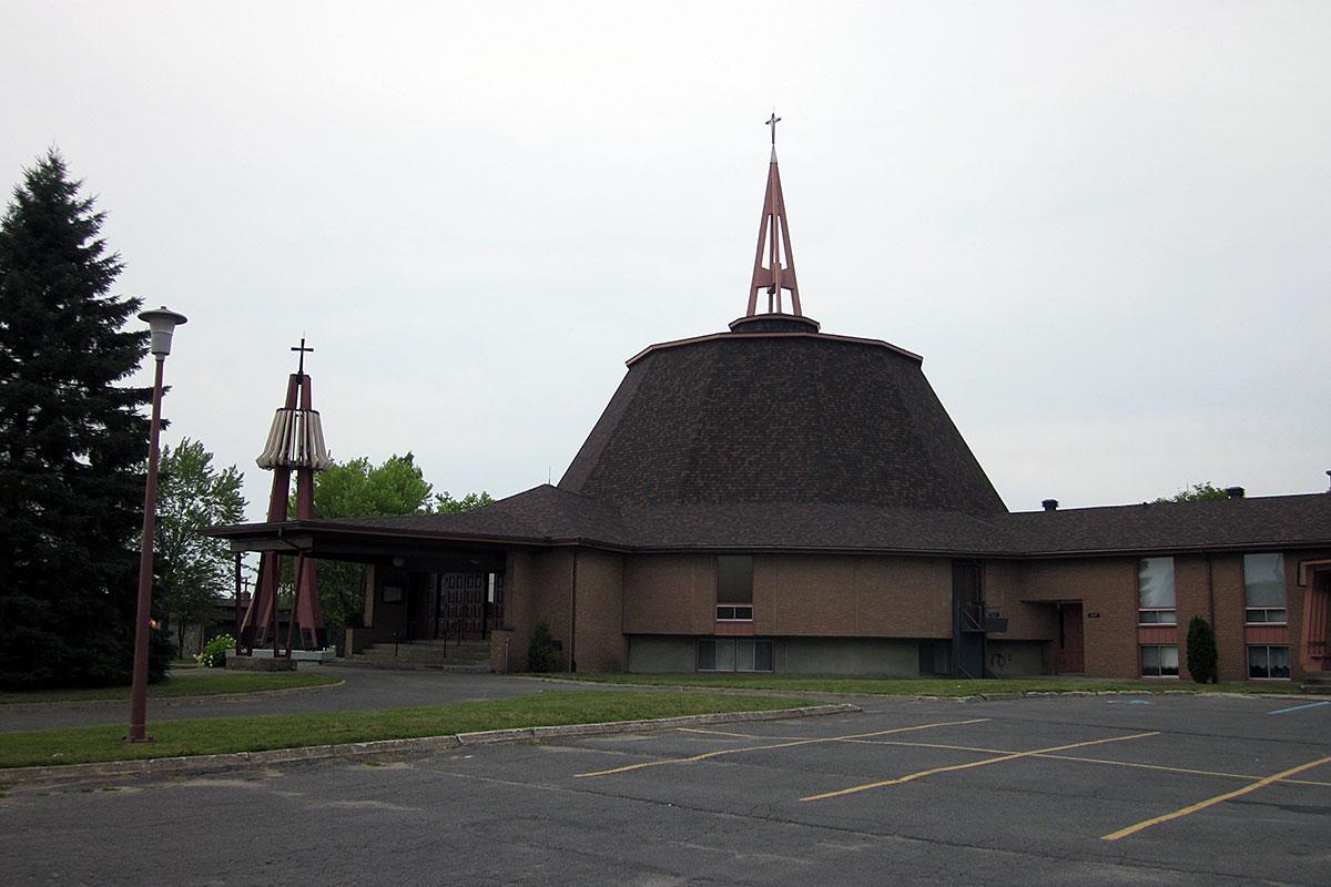 Saint-Célestin bonifie ses installations municipales. Crédit : Fralambert, Creative Commons (CC BY-SA 3.0)