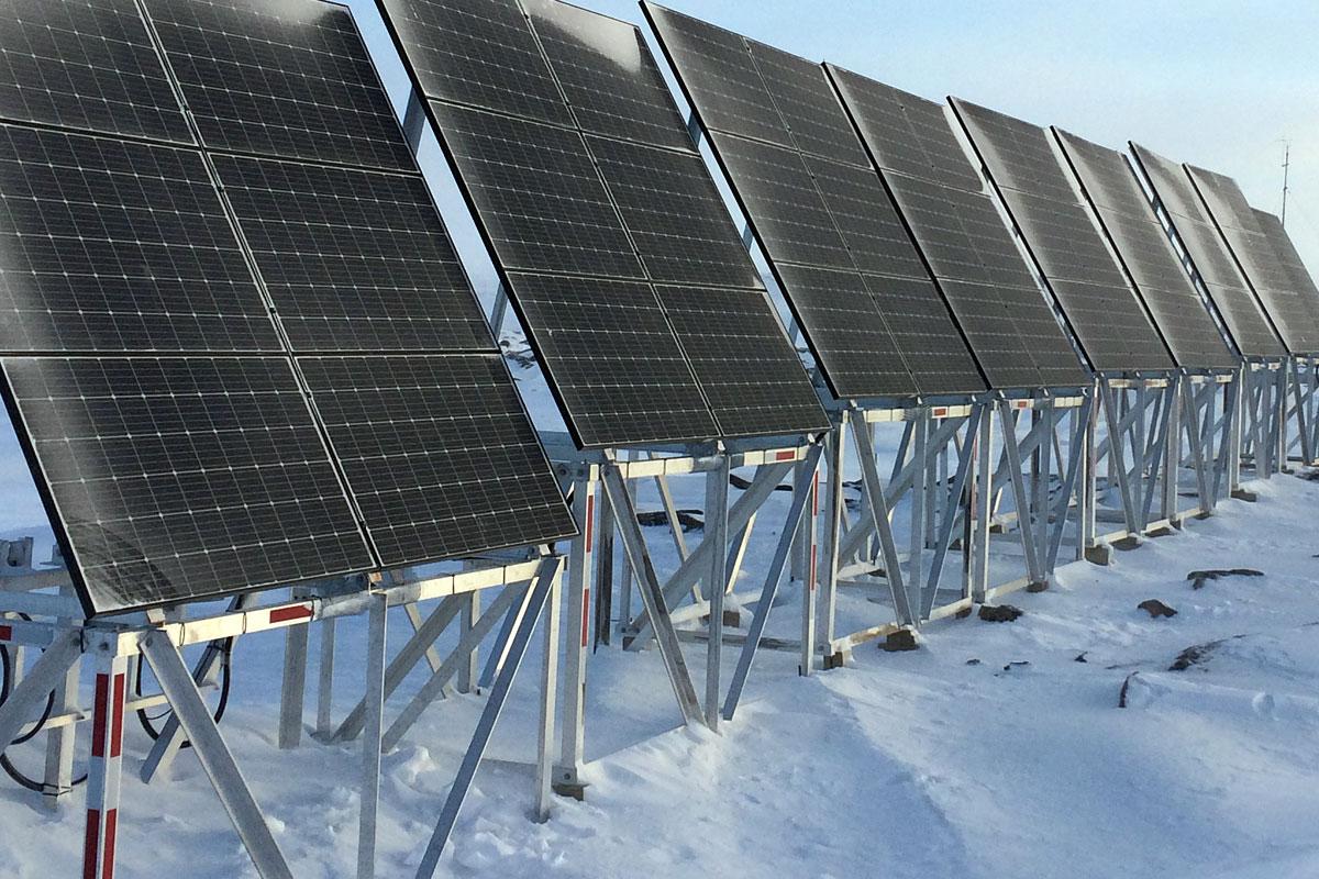 Les premières centrales solaires photovoltaïques en chantier au Québec - Image : Hydro-Québec