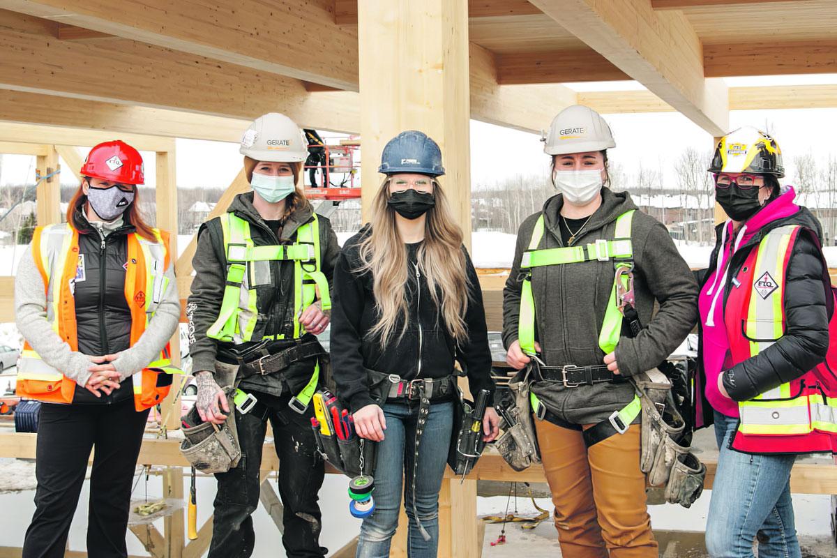 École Vauquelin : un chantier rose pour un projet vert. Crédit : Léane Côté