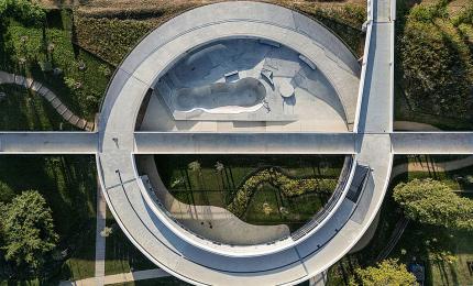 Une promenade-belvédère pour rétablir la continuité urbaine. Crédit : Stephane Aboudaram