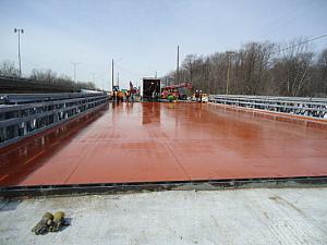 Pont temporaire aménagé pendant la construction du nouveau pont de l’Île-Thomas.
