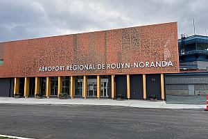 Inauguration de la nouvelle aérogare de Rouyn-Noranda. Crédit : Ville de Rouyn-Noranda