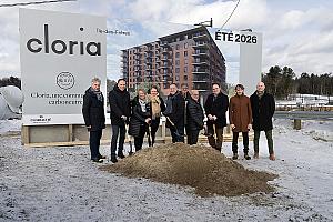 Première pelletée de terre pour le projet CLORIA Île des Frères. Crédit : Vincenzo D'Alto 