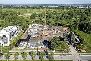 Première pelletée de terre pour le projet Coulée Grou. Crédit : Fonds immobilier de solidarité FTQ