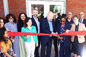 Inauguration de l'école Harold-Napper agrandie. Crédit : Commission scolaire Riverside