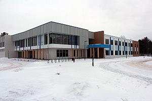 Inauguration de l’école des Lucioles. Crédit : Centre de services scolaire du Val-des-Cerfs