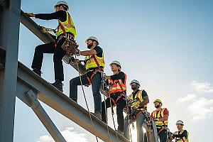 Gravir les échelons en construction : mode d’emploi