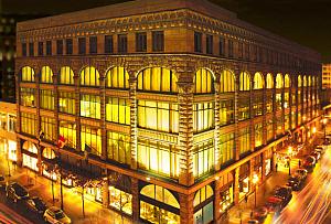 Holt Renfrew agrandira le site Ogilvy