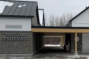 Inauguration du pavillon des loisirs Édouard-Moffatt. Crédit : Ville d'Alma