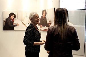Une exposition sur les femmes en construction