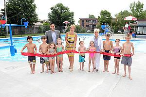 Longueuil inaugure la piscine du parc Bariteau