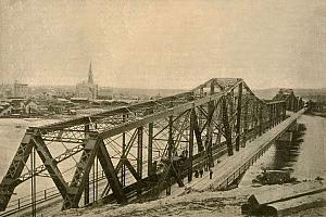 Après plus de 130 ans d’existence, le pont Alexandra sera démantelé en 2032. Crédit : BAnQ