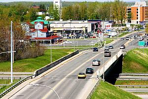 Une passerelle au pont d’étagement Brien à Repentigny