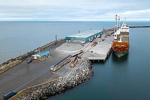 Feu vert préliminaire pour l’agrandissement des installations portuaires de Matane. Crédit :  Yann Gonthier - Drone Terra Photographies