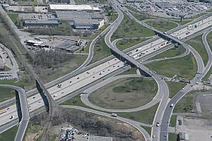 Un défi de séquençage et d’exécution pour la remise en état des ponts d’étagement du boulevard Henri-Bourassa Ouest - Photo : MTQ