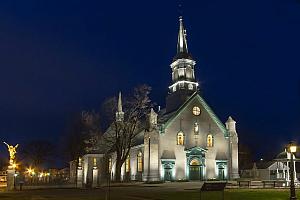 L'église, construite entre 1809 et 1816, 