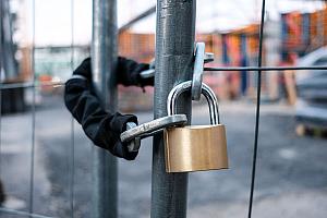 5 mesures pour lutter contre le vol sur les chantiers de construction