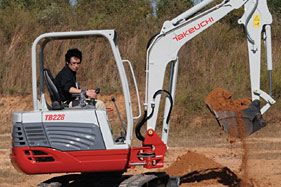 Le constructeur japonais Takeuchi est bien dans le segment des mini-excavatrices - Photo de Takeuchi