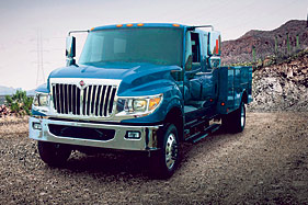 Camion mi-moyen d’International, le TerraStar est maintenant disponible en version 4 x 4 - Photo de Navistar